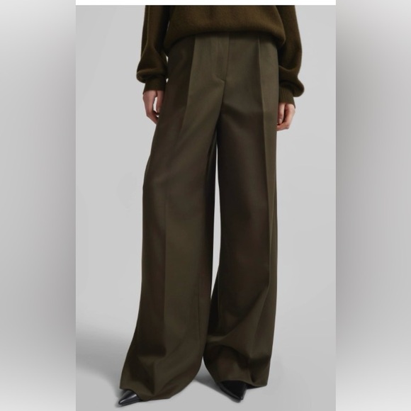 The Frankie Shop Pants - NWOT The Frankie Shop Kamila Wide Leg Trousers
Khaki -  Medium